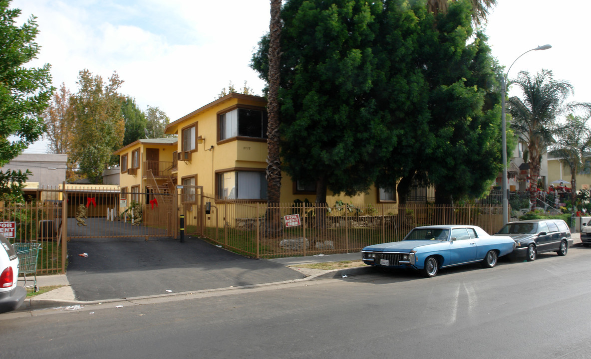 8932-8938 Columbus Ave in North Hills, CA - Building Photo