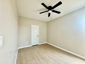 913 E 13th St, Unit 1 in San Juan, TX - Building Photo - Building Photo