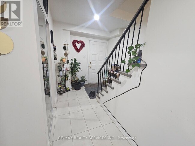 4 Trewartha Crescent in Brampton, ON - Building Photo - Building Photo