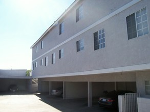 9660 Harvard St in Bellflower, CA - Building Photo - Building Photo