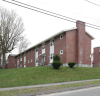 Francis Plaza in Pittsfield, MA - Foto de edificio - Building Photo