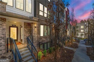 383 Pratt Dr SE, Unit 506 in Atlanta, GA - Building Photo