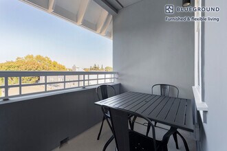 920 Bayswater Ave in Burlingame, CA - Building Photo - Building Photo