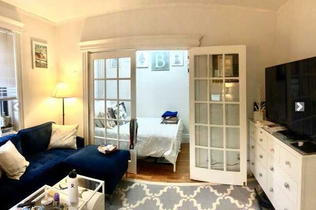 1111 Boylston St, Unit 44 in Boston, MA - Building Photo - Building Photo