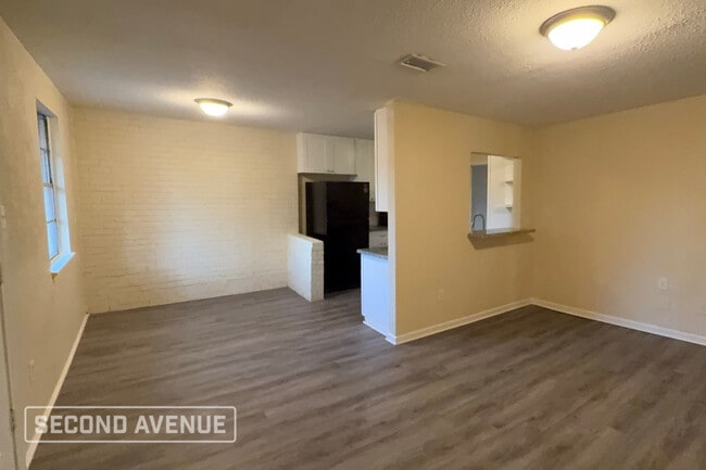 501 Pamela Dr in Baytown, TX - Building Photo - Building Photo