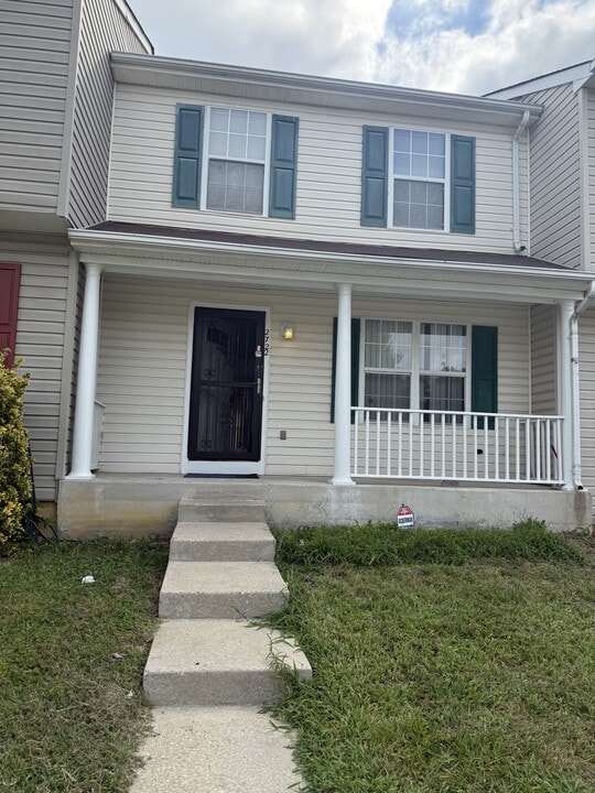 2722 Sweetwater Ct in District Heights, MD - Building Photo