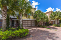 15672 Italian Cypress Wy in Wellington, FL - Building Photo - Building Photo