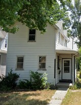 1122 N 7th St in Springfield, IL - Building Photo