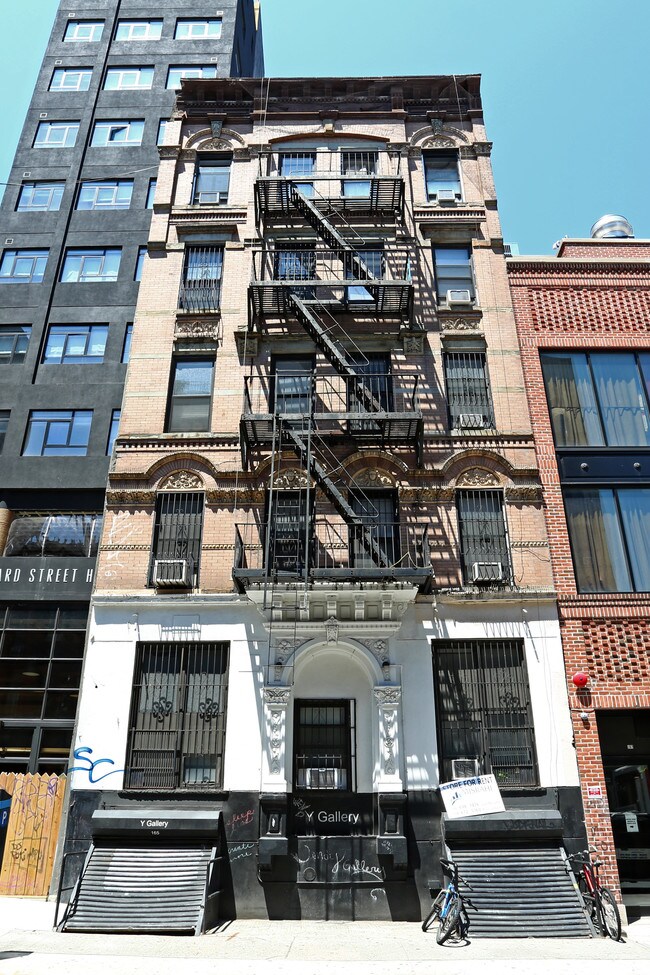 170 Allen St in New York, NY - Foto de edificio - Building Photo