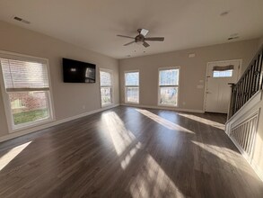 4060 Opal Dr in Hendersonville, TN - Building Photo - Building Photo