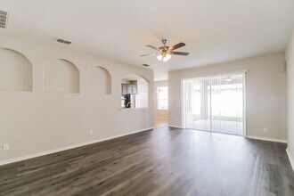 7726 Bulls Head Dr in Wesley Chapel, FL - Building Photo - Building Photo