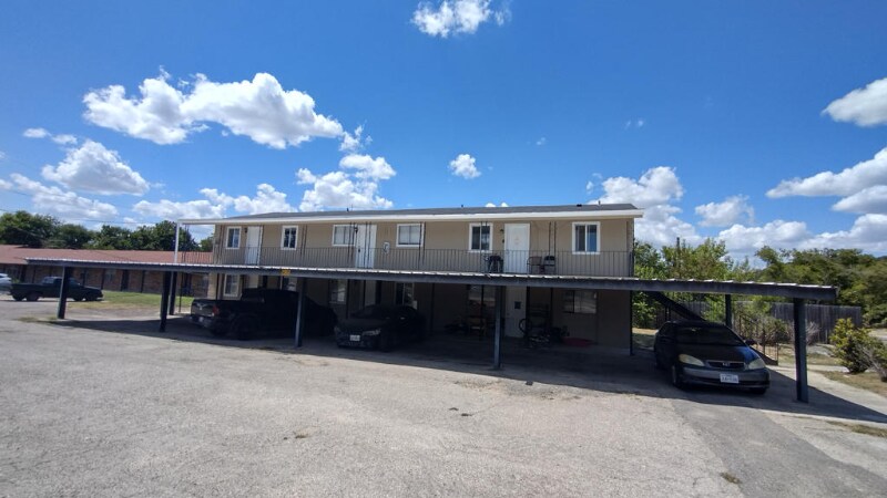 905 N Main St in Copperas Cove, TX - Building Photo