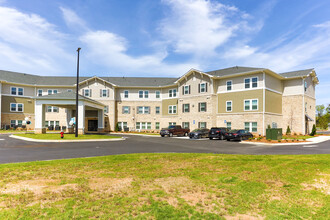 The Augustine Senior Community 55+ in Warner Robins, GA - Building Photo - Building Photo