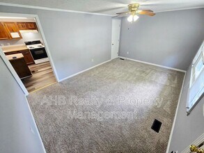 615 Elmira St in Burlington, NC - Building Photo - Building Photo