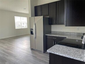 2359 Twin Flower Ln in Sanford, FL - Building Photo - Building Photo