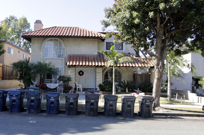 17671 Van Buren St in Huntington Beach, CA - Building Photo - Building Photo