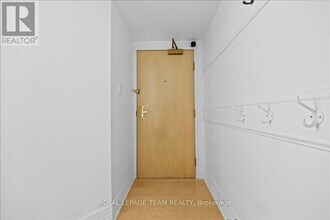 10 Clarence St. in Ottawa, ON - Building Photo - Building Photo