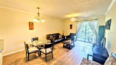 5711 Bentgrass Dr in Sarasota, FL - Building Photo - Building Photo