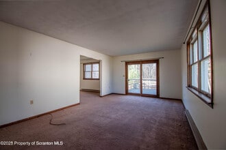 414-416-416 Melrose Ave in Clarks Summit, PA - Building Photo - Building Photo