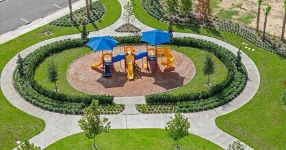 Reunion Crossing Townhomes in Kissimmee, FL - Foto de edificio - Building Photo