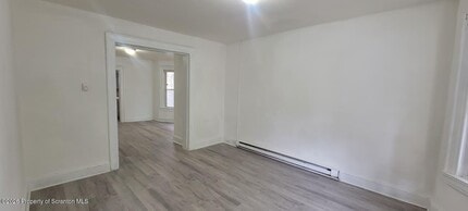 807 Monroe Ave in Scranton, PA - Building Photo - Building Photo