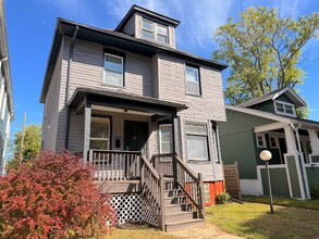 2426 Beals St in Detroit, MI - Building Photo - Building Photo