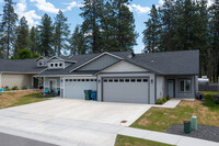 Maplewood Villas in Post Falls, ID - Building Photo - Building Photo