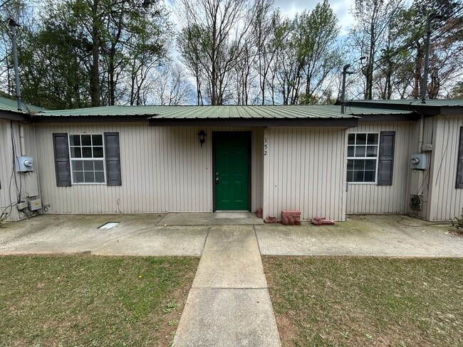 property at 152 Bennett Cir