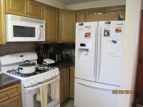 298 Luddington Ave in Clifton, NJ - Building Photo - Building Photo