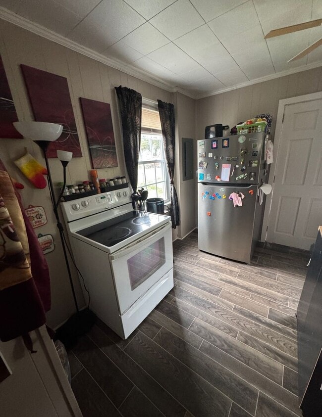 property at 804 10th St