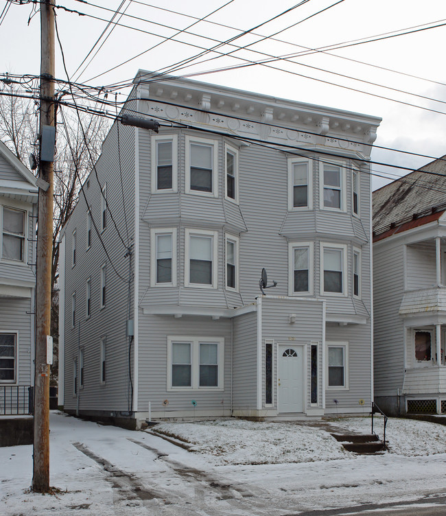 1630 Carrie St in Schenectady, NY - Building Photo - Building Photo