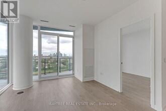 36 Zorra St in Toronto, ON - Building Photo - Building Photo