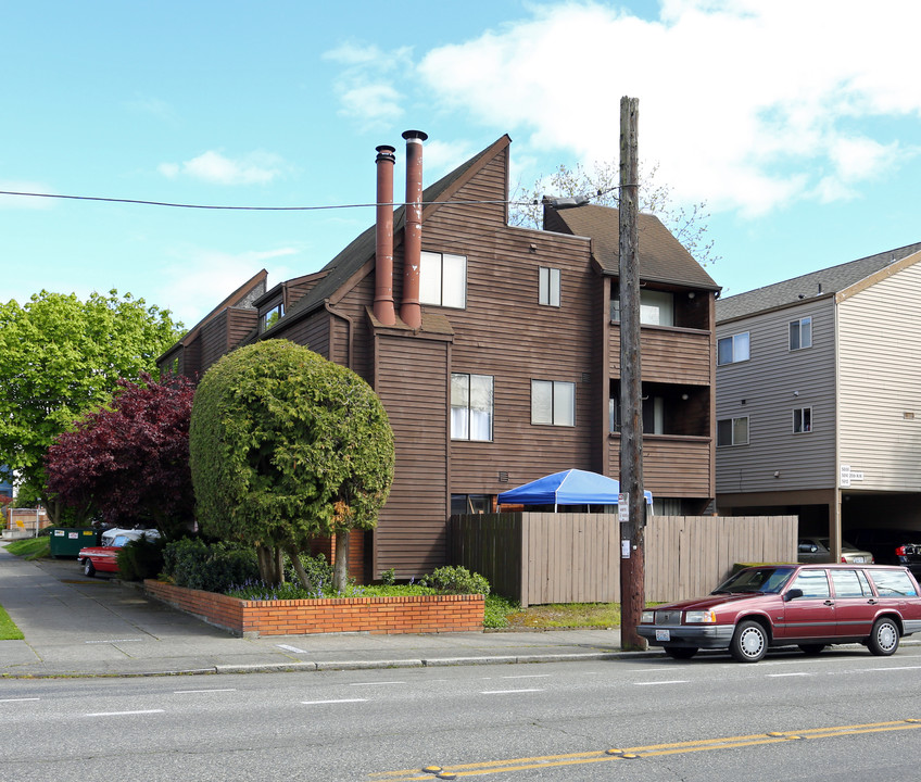 Norska Village in Seattle, WA - Building Photo