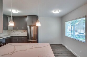 544 Evergreen St in Inglewood, CA - Building Photo - Building Photo