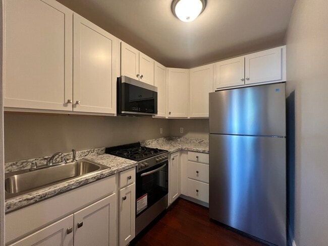 property at 72 Melville St