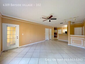 4309 Bayside Village Dr in Tampa, FL - Building Photo - Building Photo