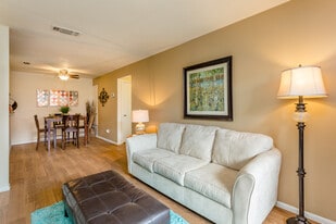 Hearthstone in San Antonio, TX - Building Photo