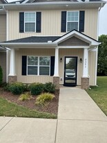 2341 New Holland Cir in Murfreesboro, TN - Building Photo