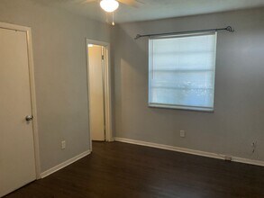 602 NW 250th St in Newberry, FL - Building Photo - Building Photo
