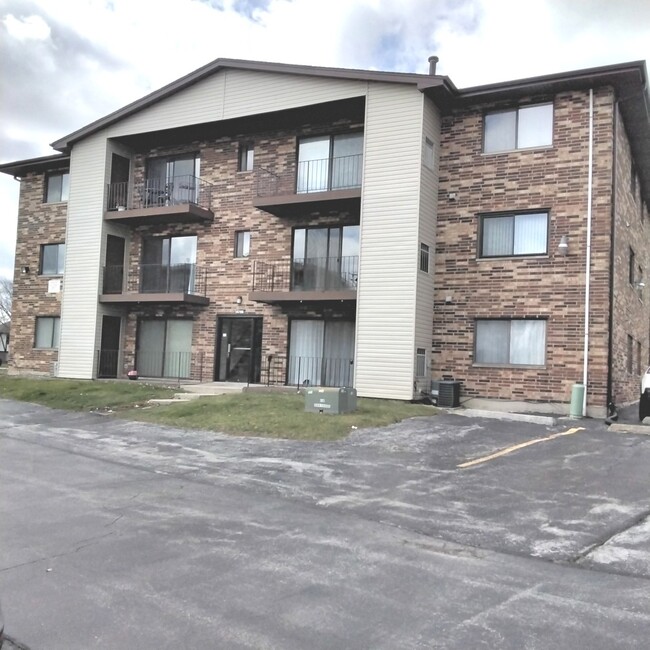 property at 14785 Lake View Dr