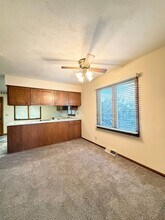 2608 N 93rd St in Omaha, NE - Building Photo - Building Photo