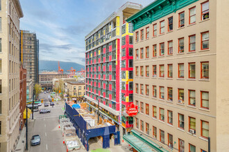 Richards & Pender in Vancouver, BC - Building Photo - Building Photo