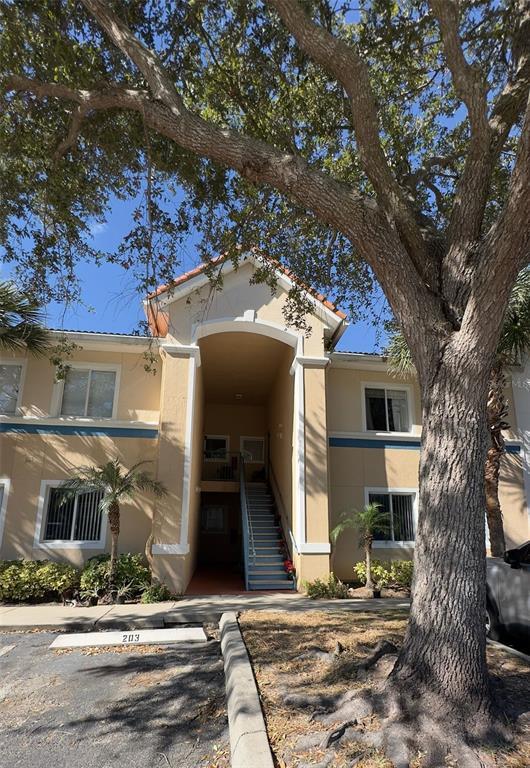 property at 521 Villa Del Sol Cir