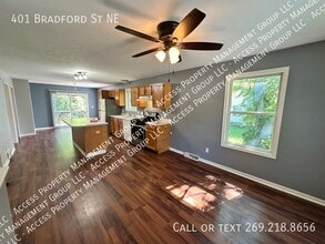 401 Bradford St NE in Grand Rapids, MI - Building Photo - Building Photo
