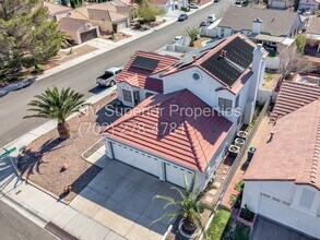 9101 Anchor Cove Ct in Las Vegas, NV - Building Photo - Building Photo