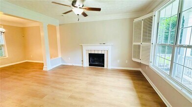 2321 Clipper Ln in Marietta, GA - Building Photo - Building Photo