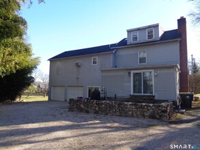 77 Linden Ave in Darien, CT - Building Photo - Building Photo