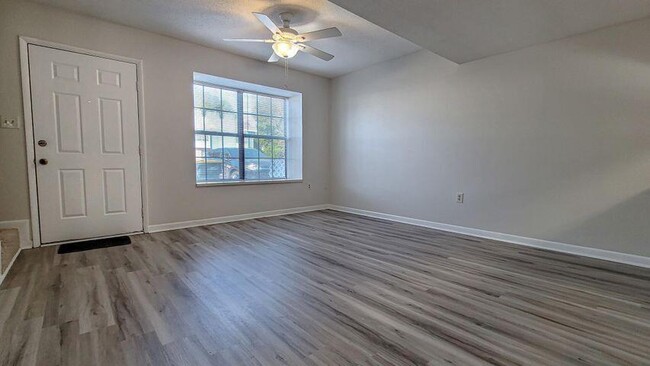 412 N Sea Ln NW in Fort Walton Beach, FL - Building Photo - Building Photo