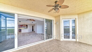 6438 Water Crest Way in Bradenton, FL - Building Photo - Building Photo