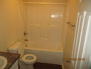 203 Glade Ln in Albany, GA - Building Photo - Building Photo